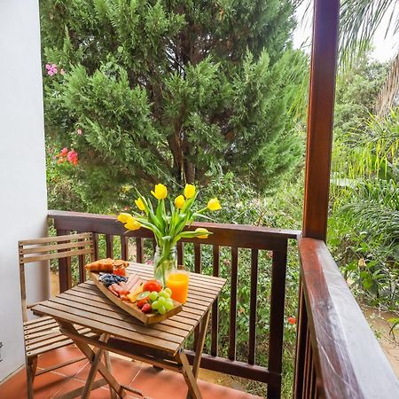 The Blue Door B&B 东伦敦 外观 照片